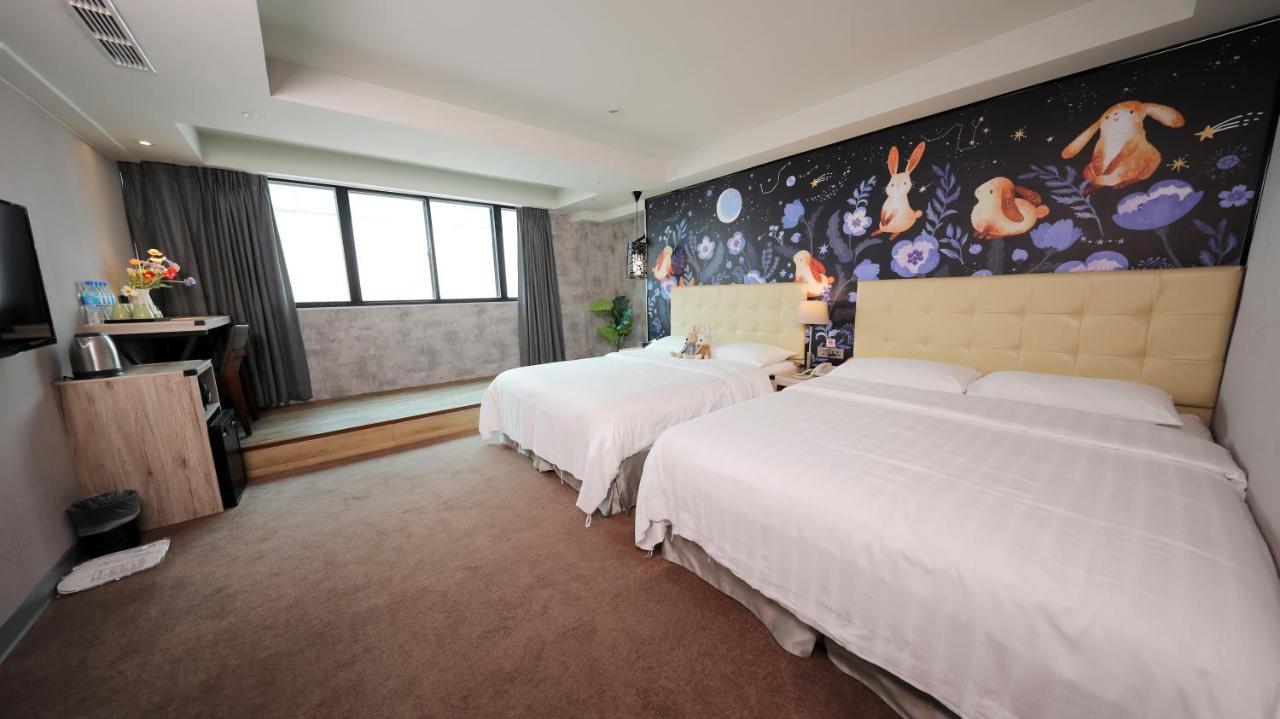 Urtrip Hotel Taipei Esterno foto