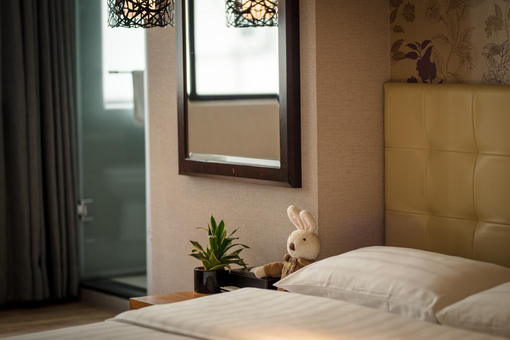 Urtrip Hotel Taipei Esterno foto