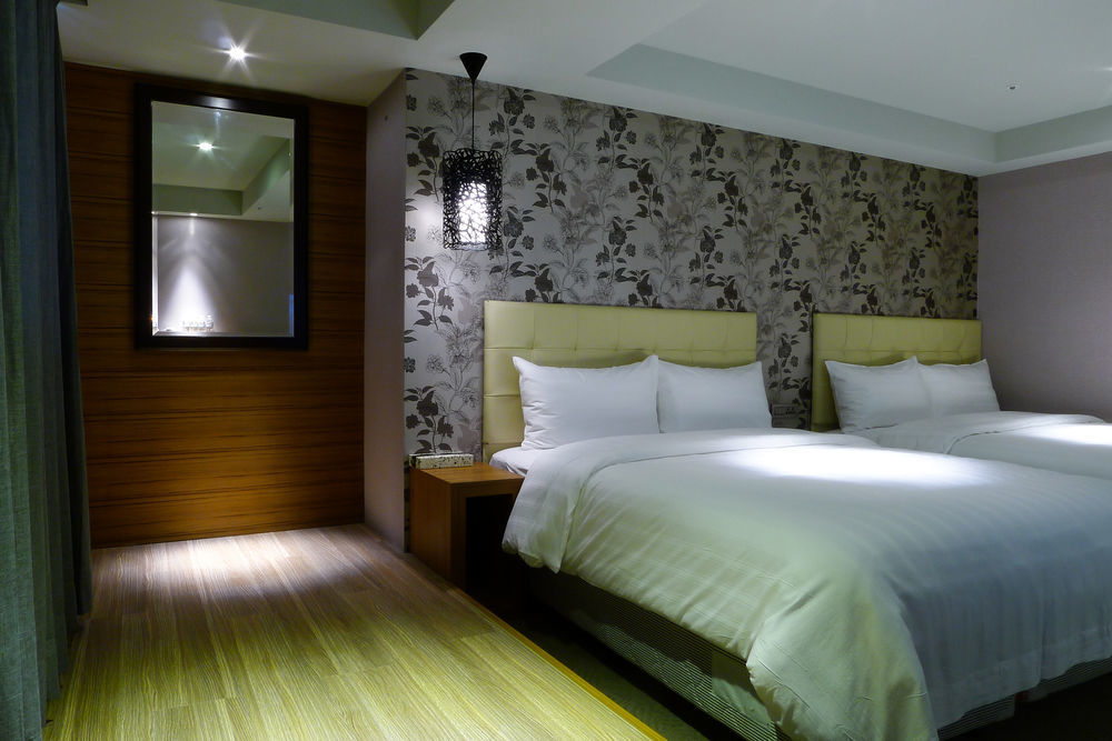 Urtrip Hotel Taipei Esterno foto